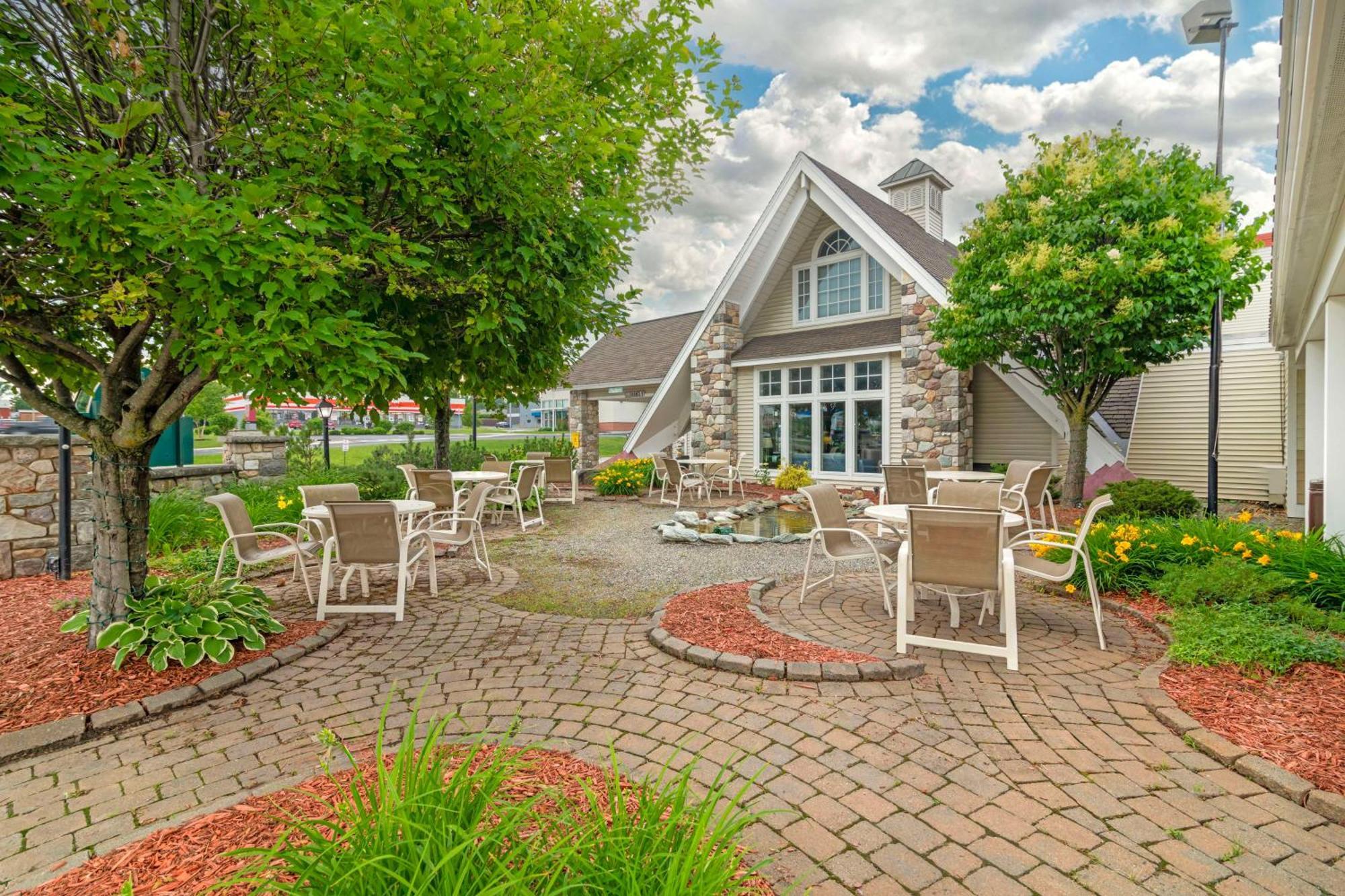Best Western Plus Plattsburgh Zewnętrze zdjęcie
