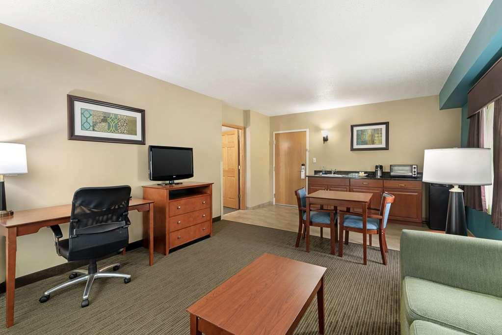 Best Western Plus Plattsburgh Pokój zdjęcie